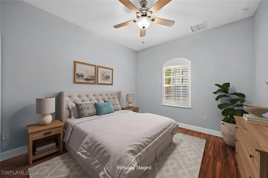 535 33rd Avenue NE Naples FL 34120