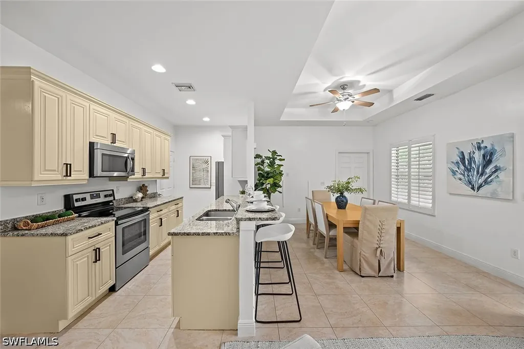 535 33rd Avenue NE Naples FL 34120