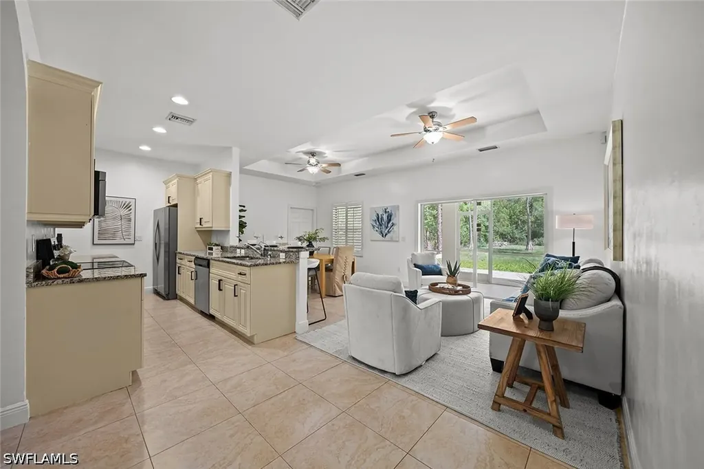 535 33rd Avenue NE Naples FL 34120
