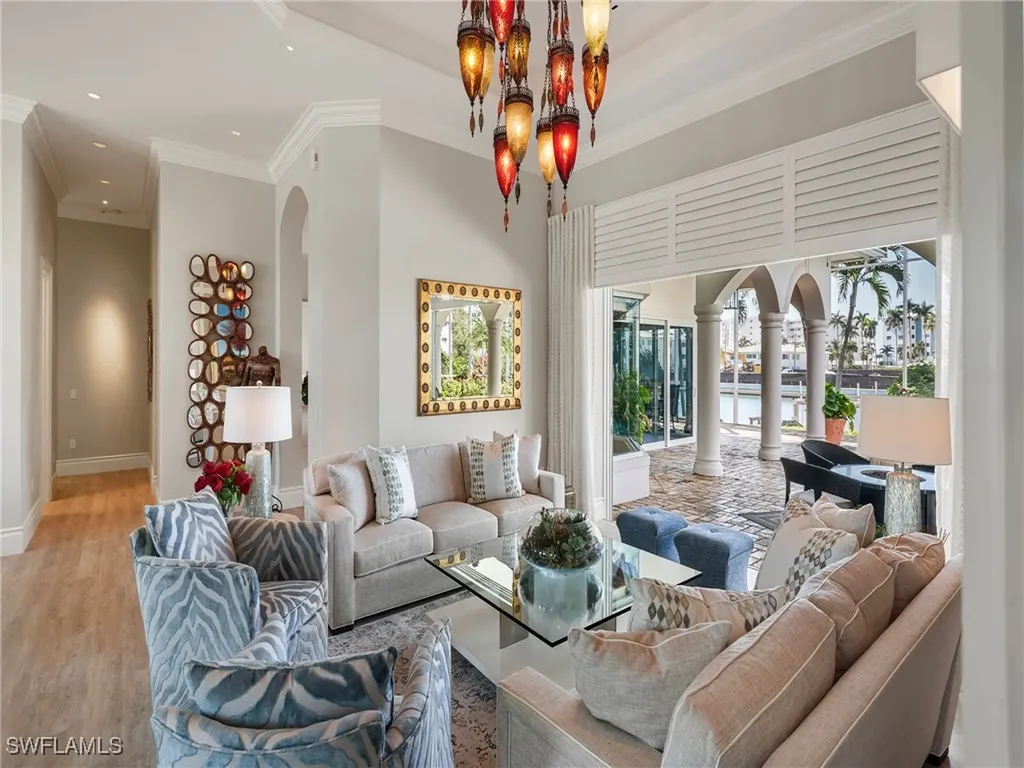 216 Spring Line Drive Naples FL 34102-5053
