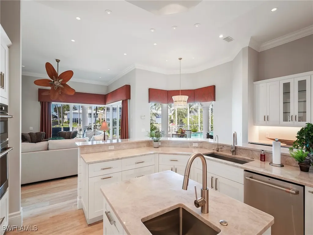 216 Spring Line Drive Naples FL 34102-5053