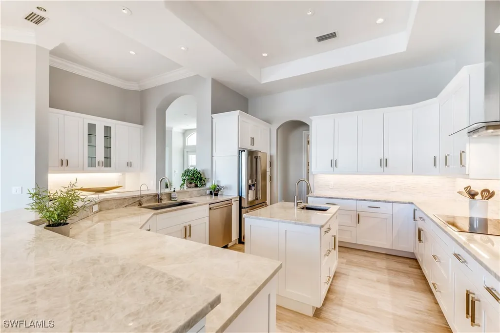 216 Spring Line Drive Naples FL 34102-5053