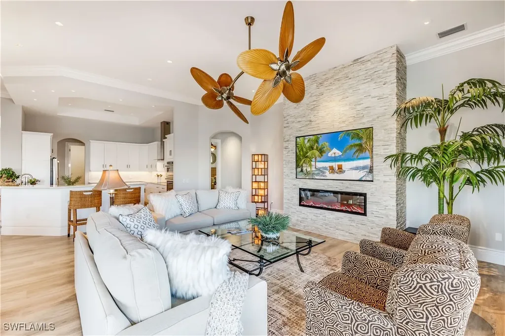 216 Spring Line Drive Naples FL 34102-5053