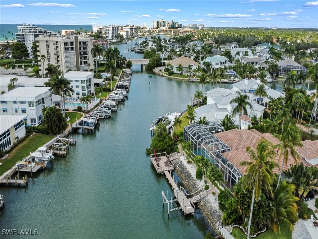 216 Spring Line Drive Naples FL 34102-5053