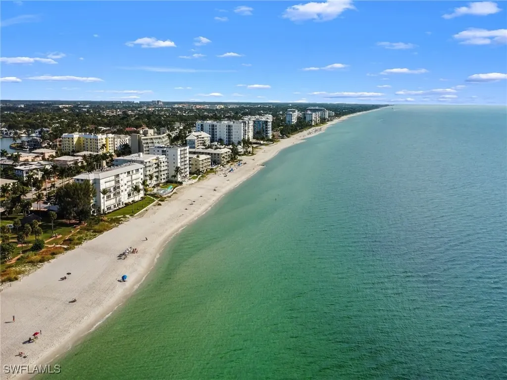 216 Spring Line Drive Naples FL 34102-5053