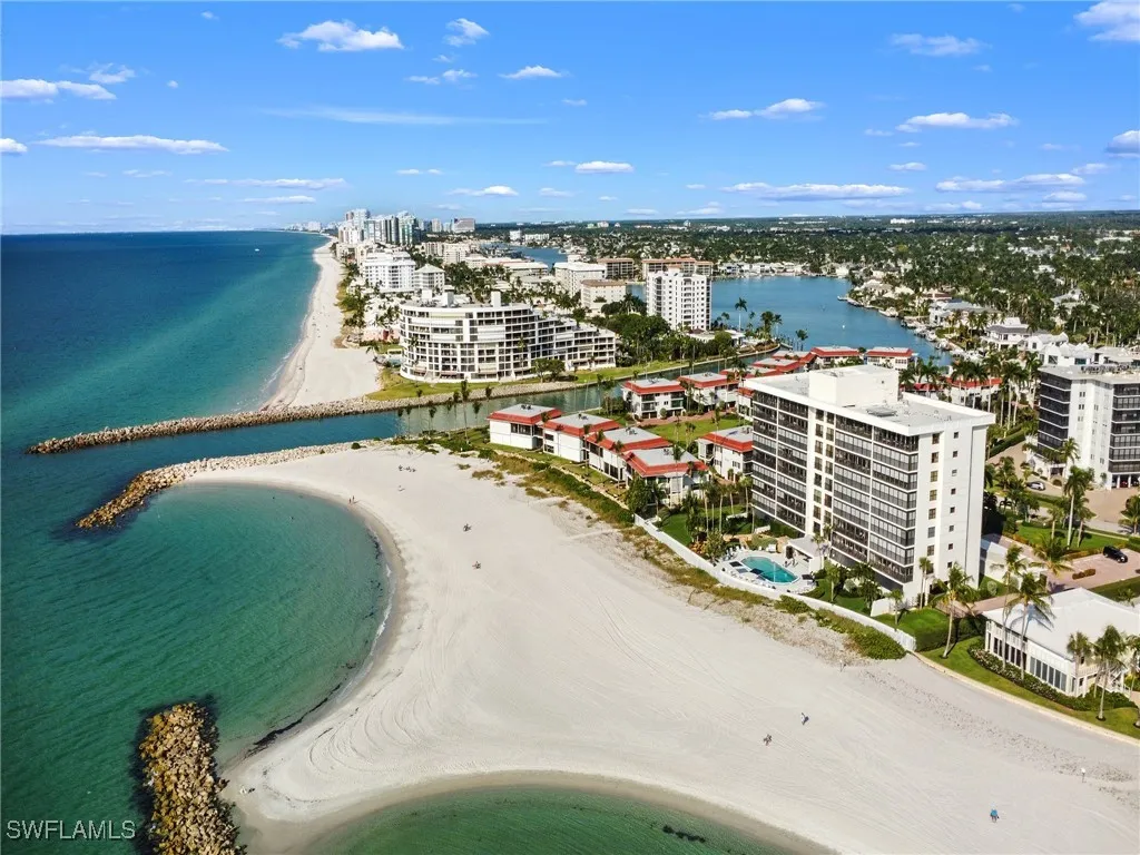 216 Spring Line Drive Naples FL 34102-5053