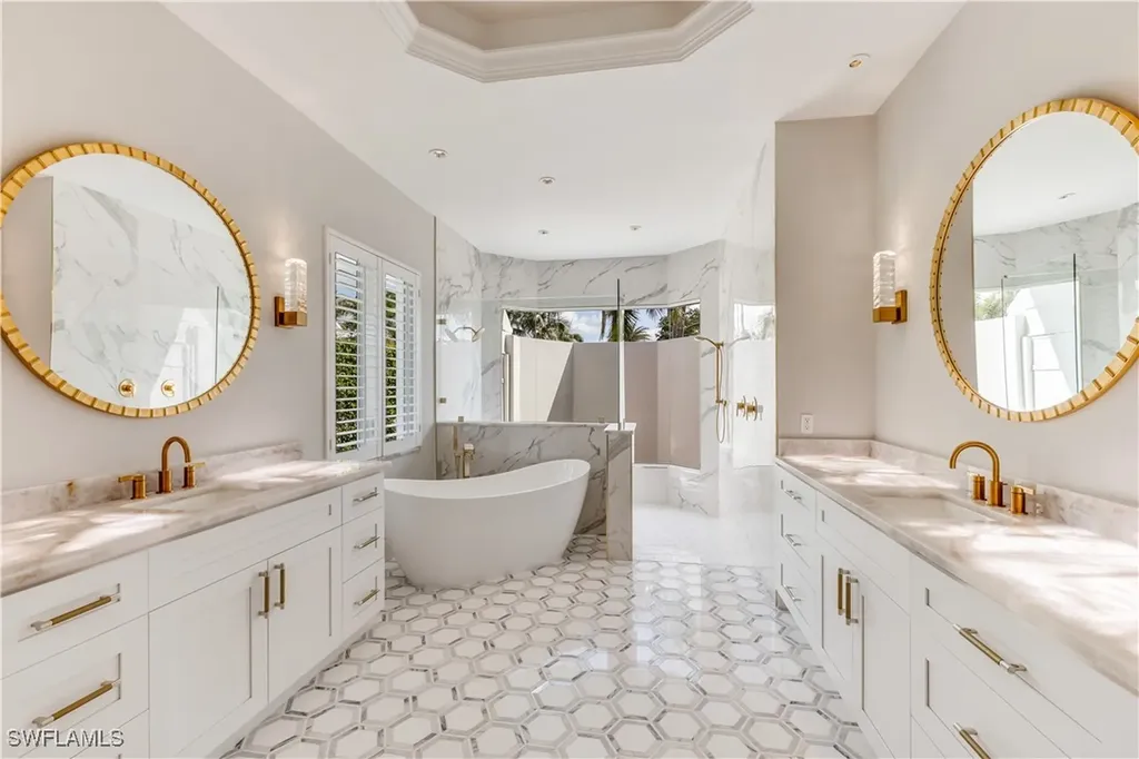 216 Spring Line Drive Naples FL 34102-5053