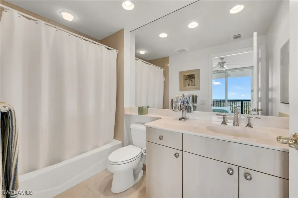 455 Cove Tower Drive Naples FL 34110