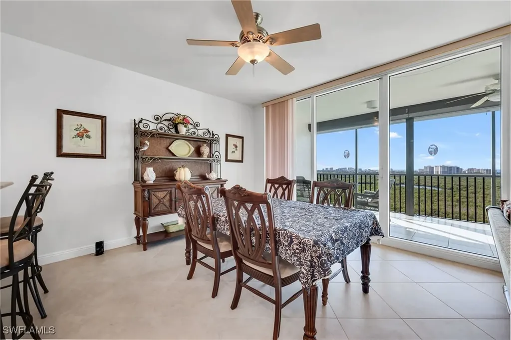 455 Cove Tower Drive Naples FL 34110