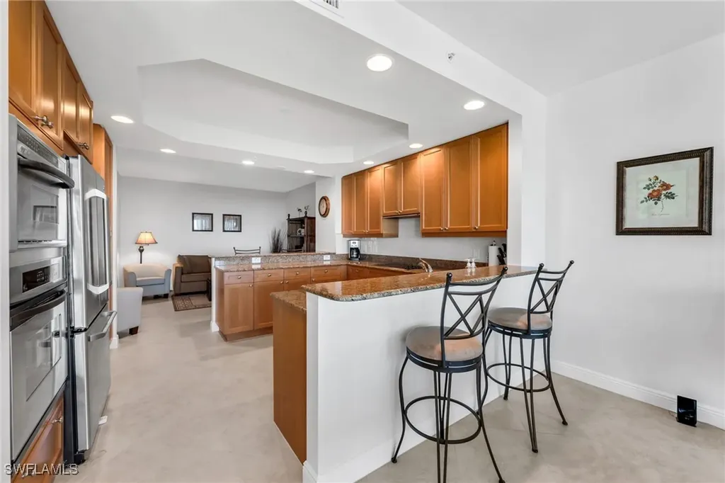 455 Cove Tower Drive Naples FL 34110
