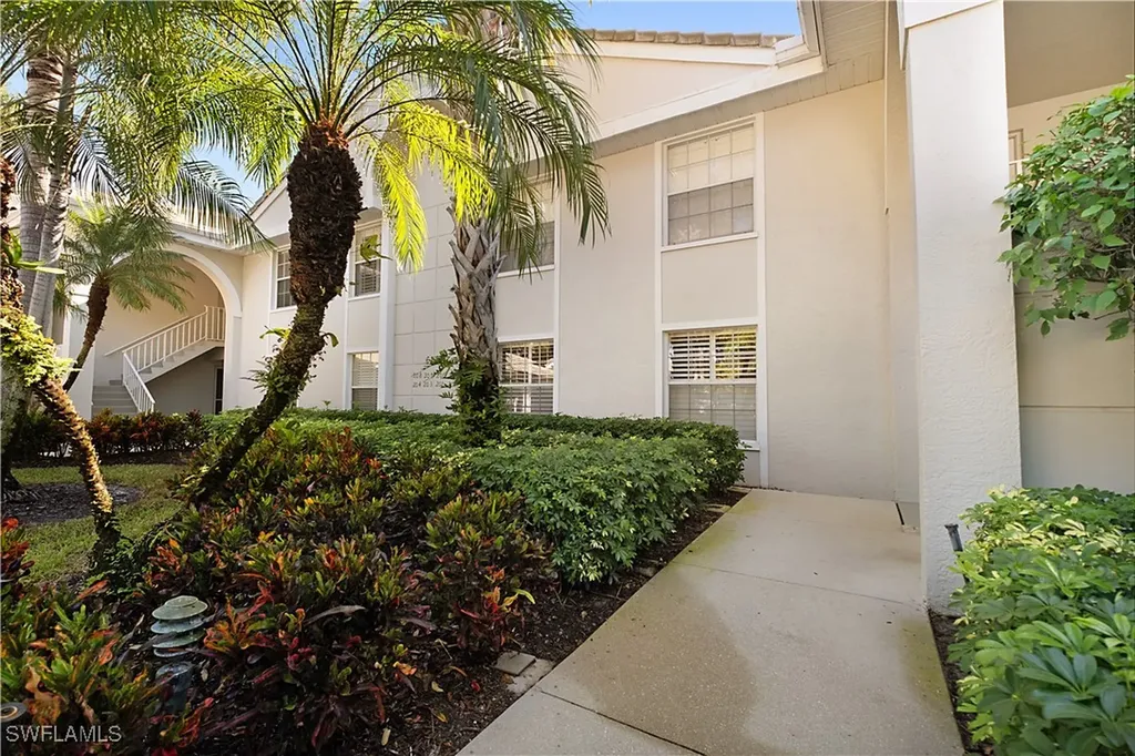 6280 Bellerive Avenue Naples FL 34119