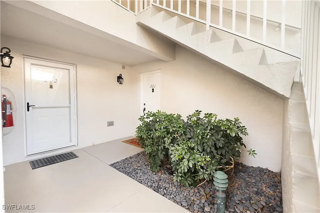6280 Bellerive Avenue Naples FL 34119