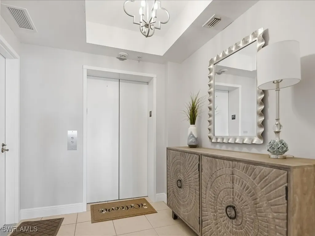 445 Cove Tower Drive Naples FL 34110