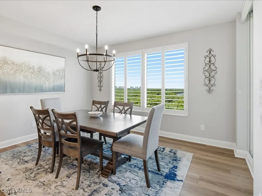 445 Cove Tower Drive Naples FL 34110