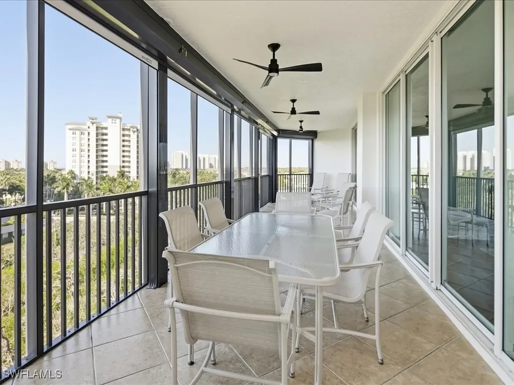 445 Cove Tower Drive Naples FL 34110