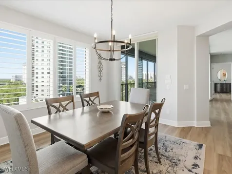445 Cove Tower Drive Naples FL 34110