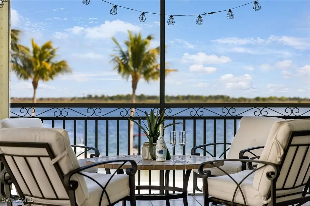 Miromar Lakes FL, 17771 Via Bella Acqua Court, Unit 902