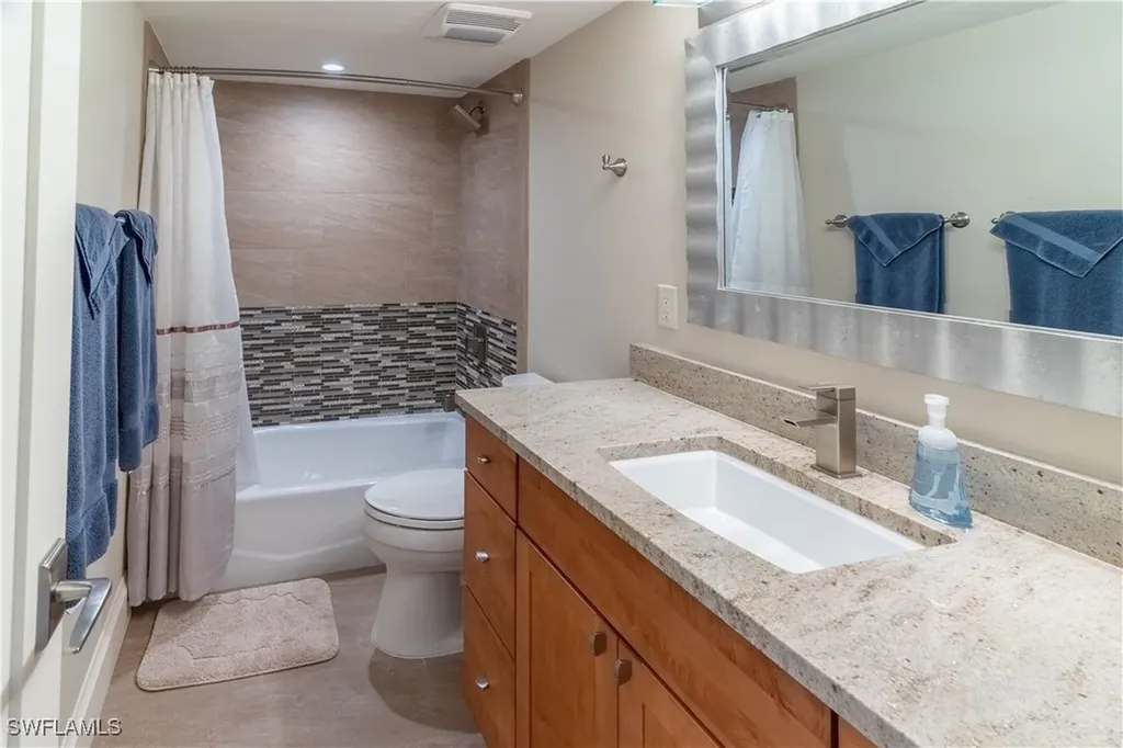 3 Bluebill Avenue Naples FL 34108