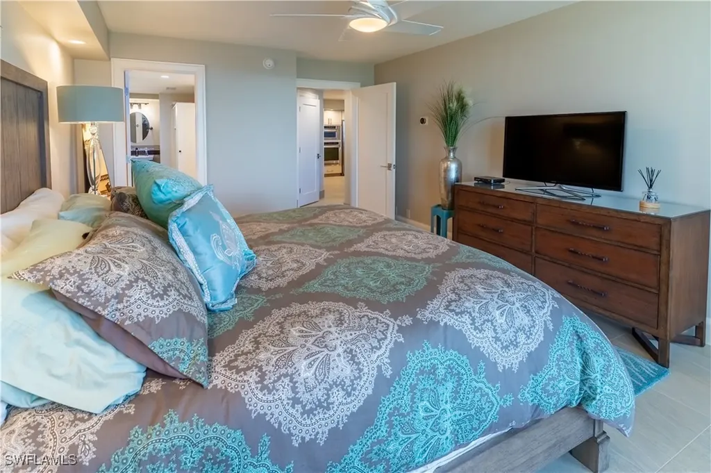 3 Bluebill Avenue Naples FL 34108