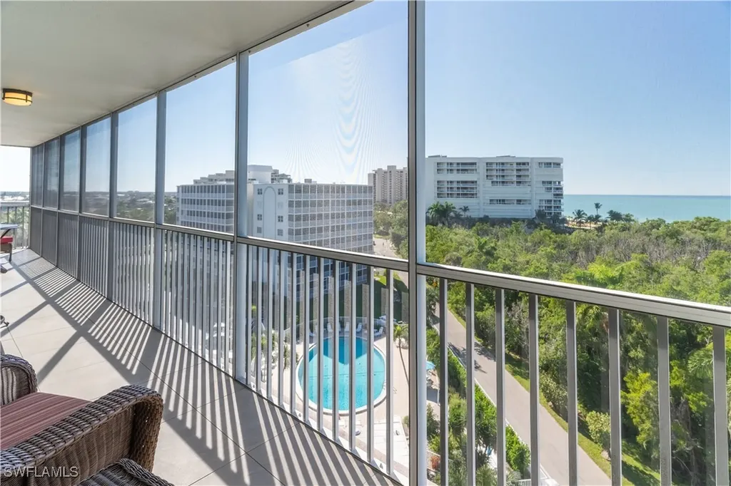 3 Bluebill Avenue Naples FL 34108
