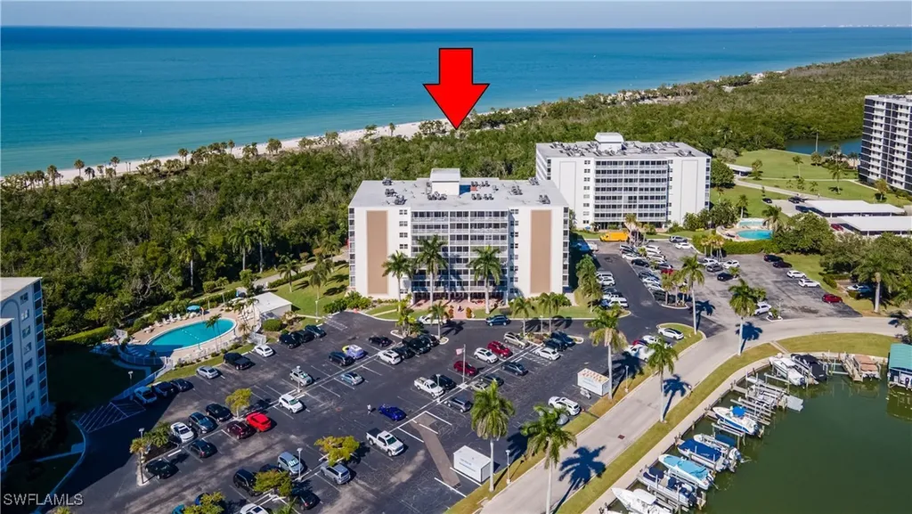 3 Bluebill Avenue Naples FL 34108