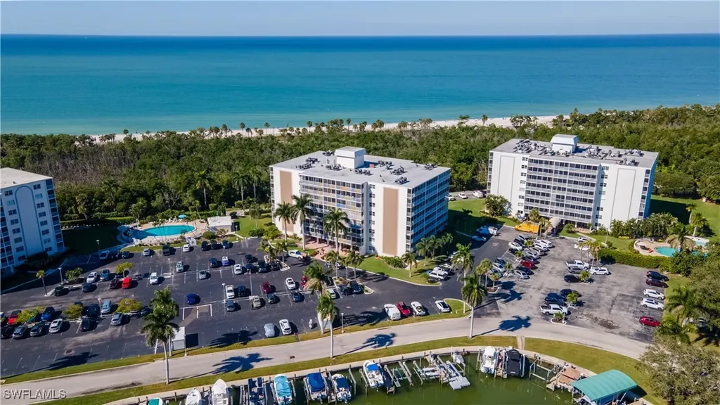 3 Bluebill Avenue Naples FL 34108