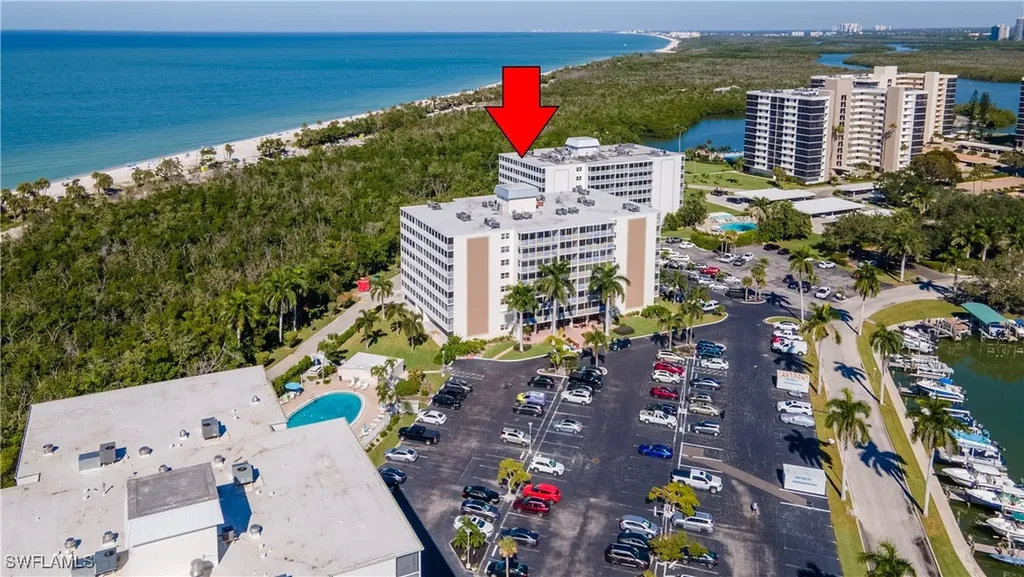3 Bluebill Avenue Naples FL 34108