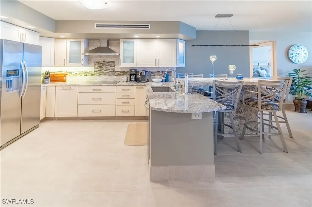 3 Bluebill Avenue Naples FL 34108