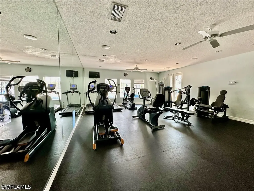 4700 Saint Croix Lane Naples FL 34109