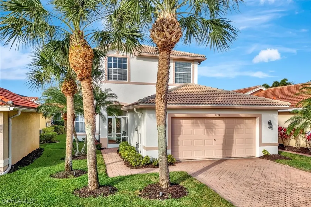 1614 Triangle Palm Terrace Naples FL 34119