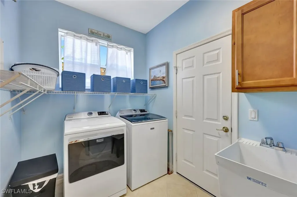 1614 Triangle Palm Terrace Naples FL 34119