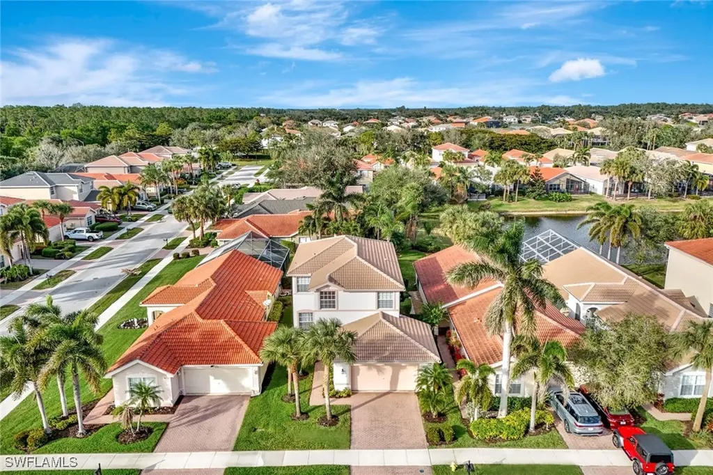 1614 Triangle Palm Terrace Naples FL 34119