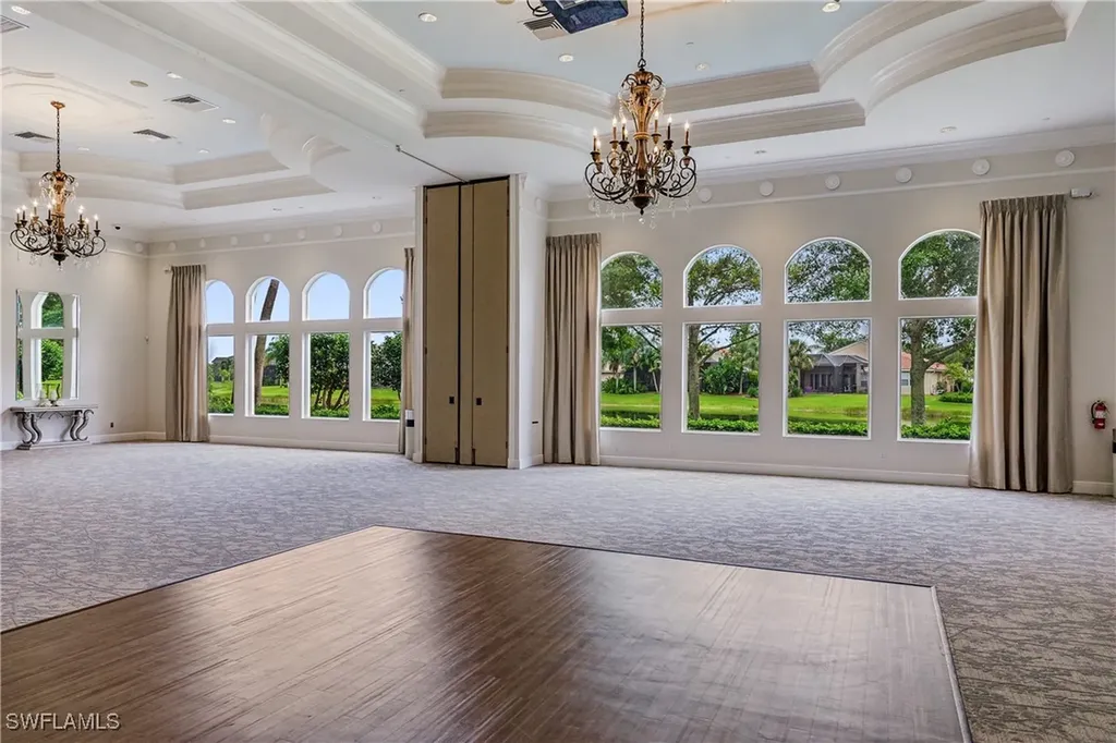 1614 Triangle Palm Terrace Naples FL 34119