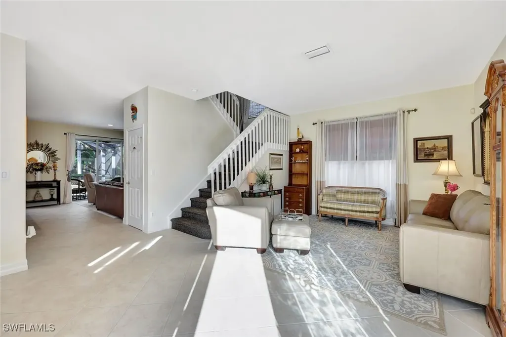 1614 Triangle Palm Terrace Naples FL 34119