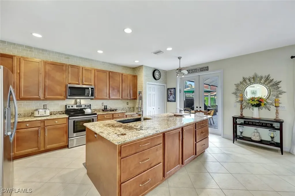 1614 Triangle Palm Terrace Naples FL 34119