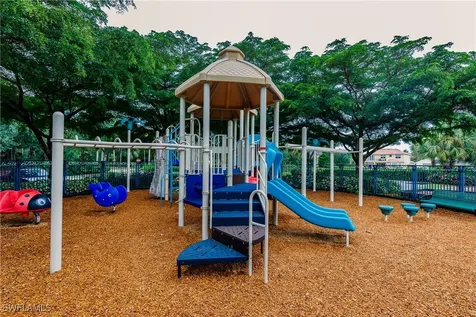 1614 Triangle Palm Terrace Naples FL 34119