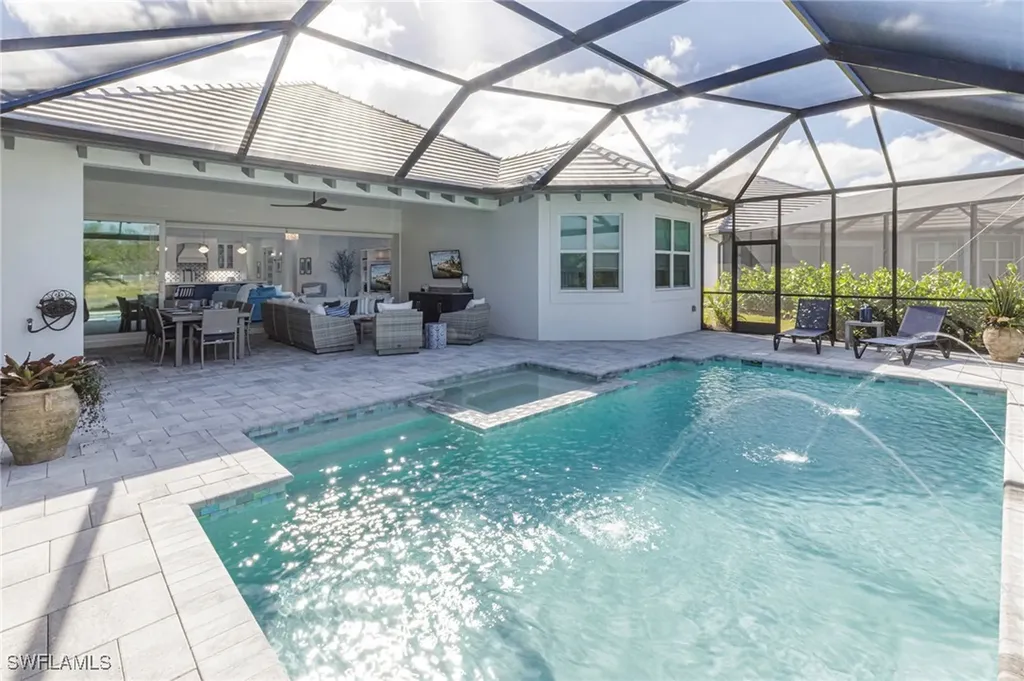8963 Gustavia Court Naples FL 34112