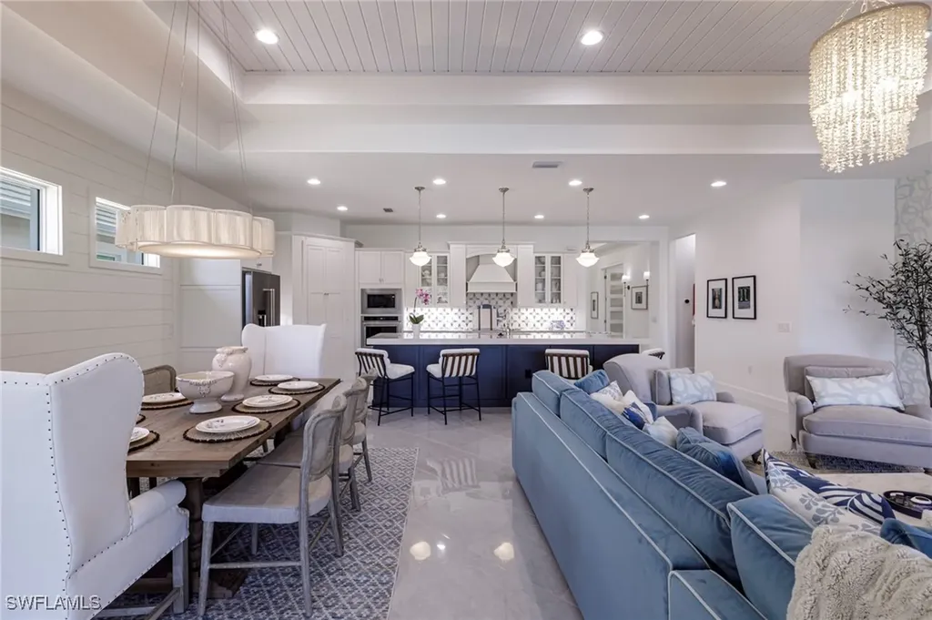 8963 Gustavia Court Naples FL 34112