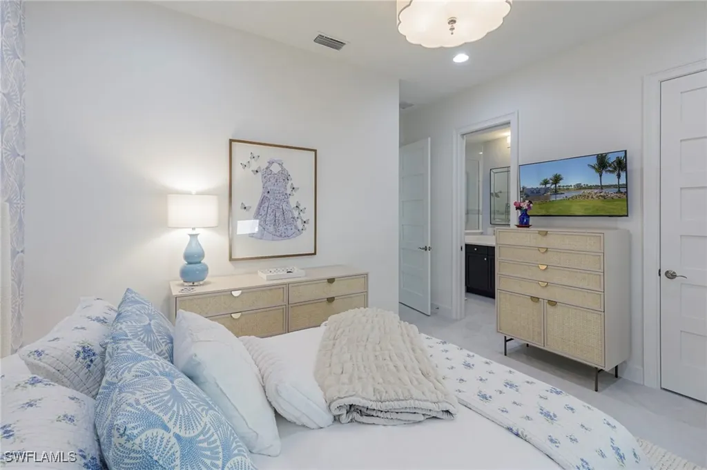 8963 Gustavia Court Naples FL 34112