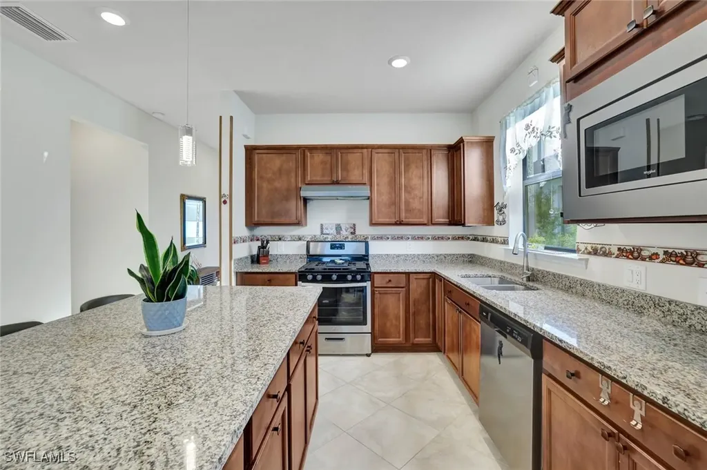 2171 Yellowfin Circle Naples FL 34114