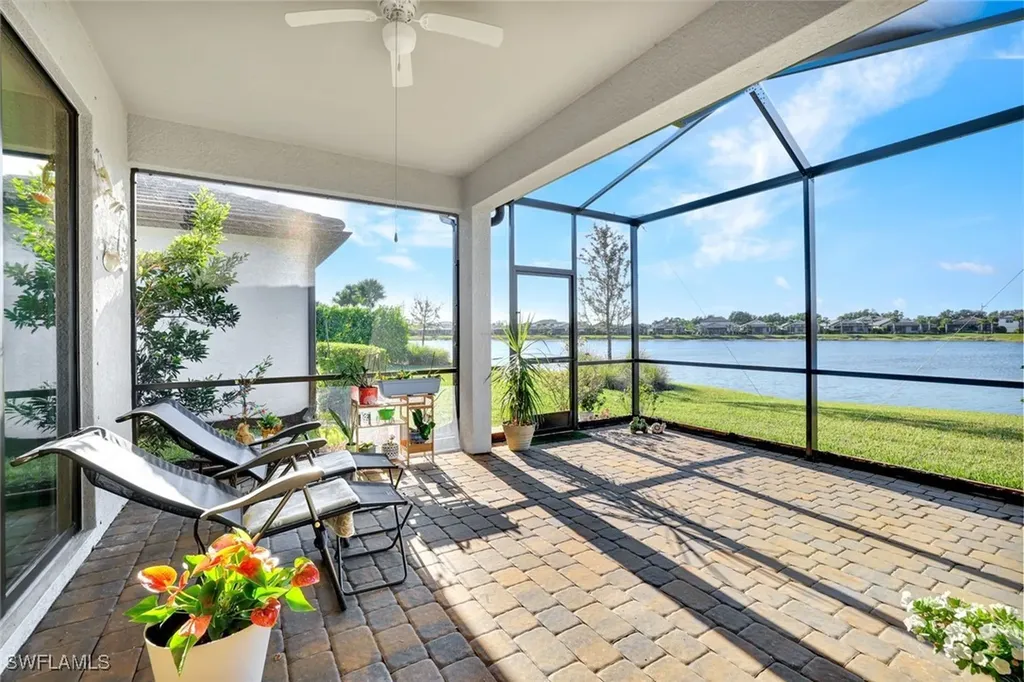 2171 Yellowfin Circle Naples FL 34114