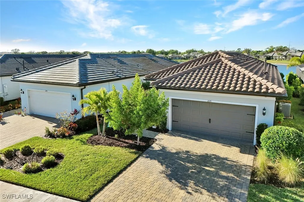 2171 Yellowfin Circle Naples FL 34114