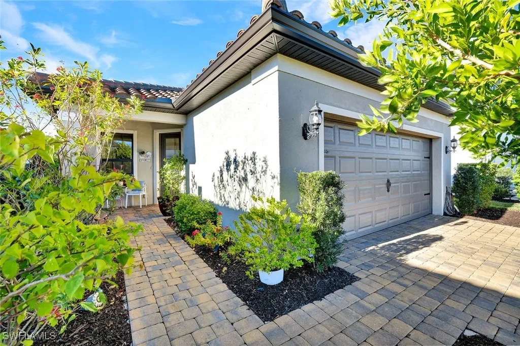 2171 Yellowfin Circle Naples FL 34114