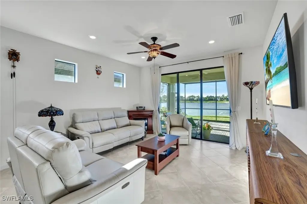 2171 Yellowfin Circle Naples FL 34114
