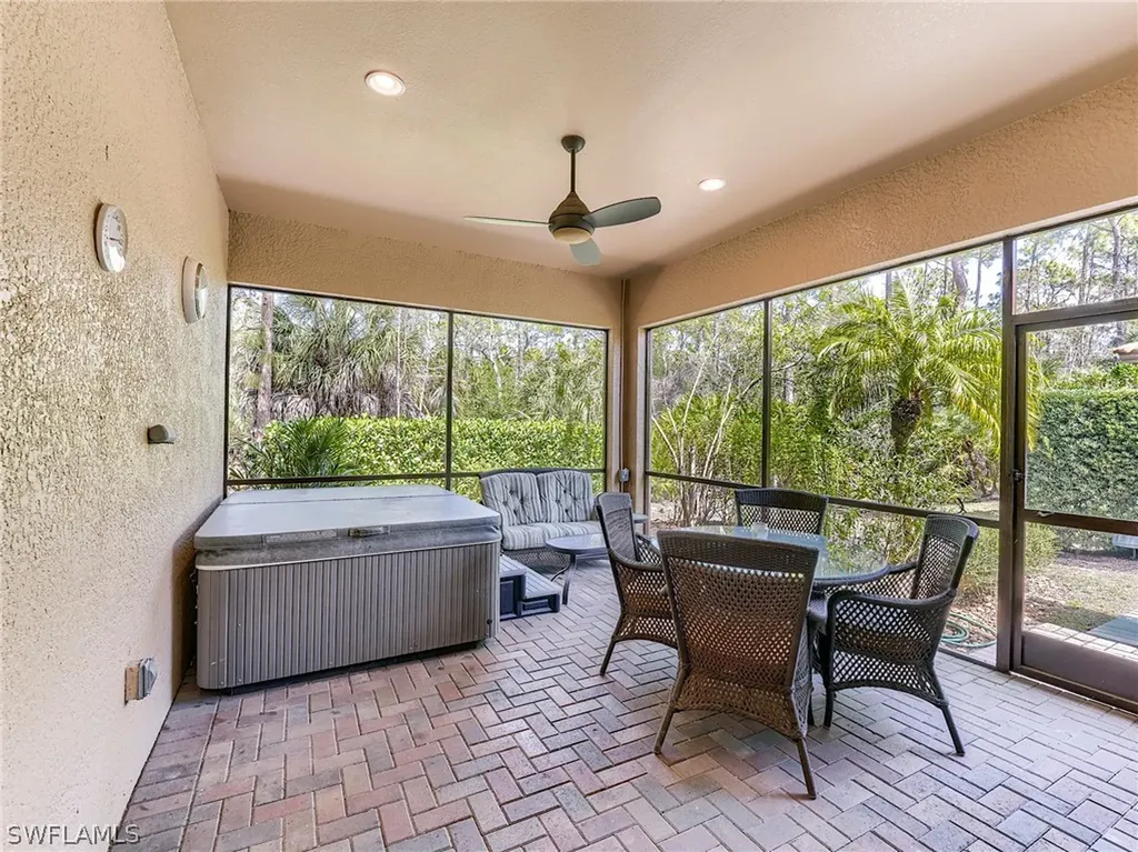 9483 Isla Bella Circle Bonita Springs FL 34135