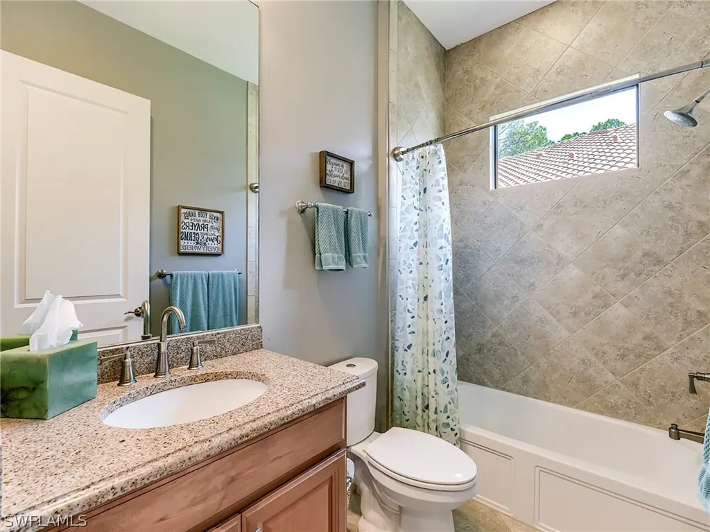 9483 Isla Bella Circle Bonita Springs FL 34135