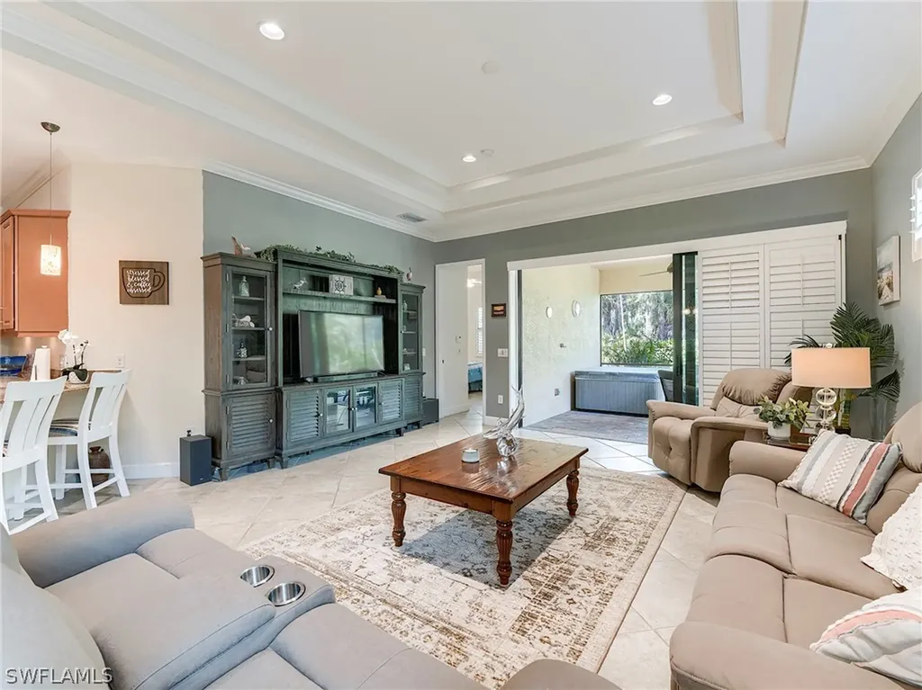 9483 Isla Bella Circle Bonita Springs FL 34135