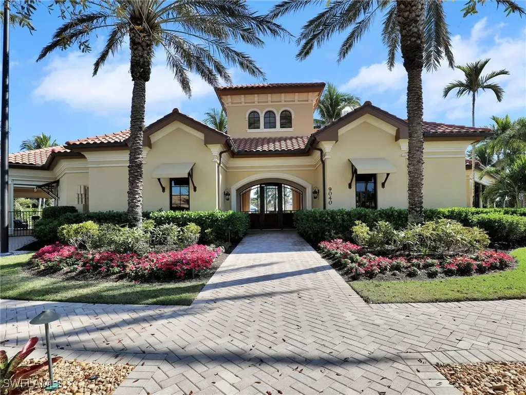 9483 Isla Bella Circle Bonita Springs FL 34135