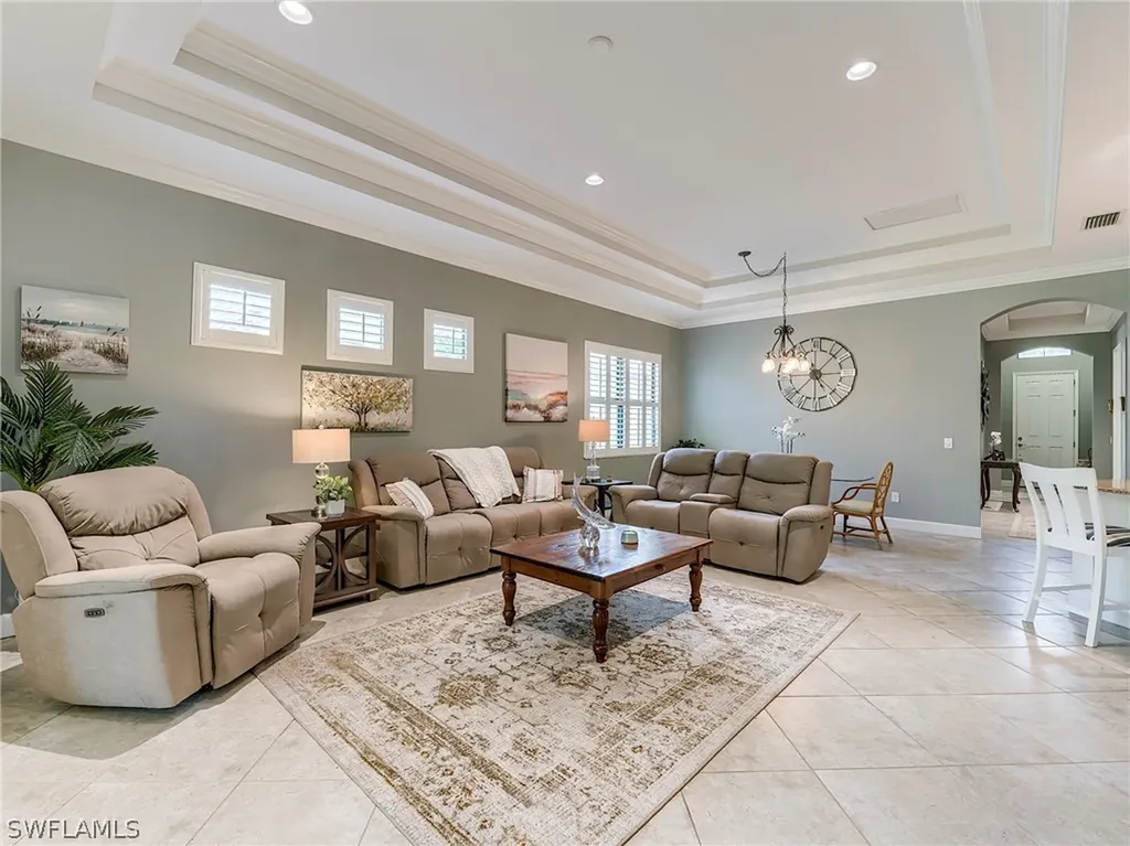 9483 Isla Bella Circle Bonita Springs FL 34135