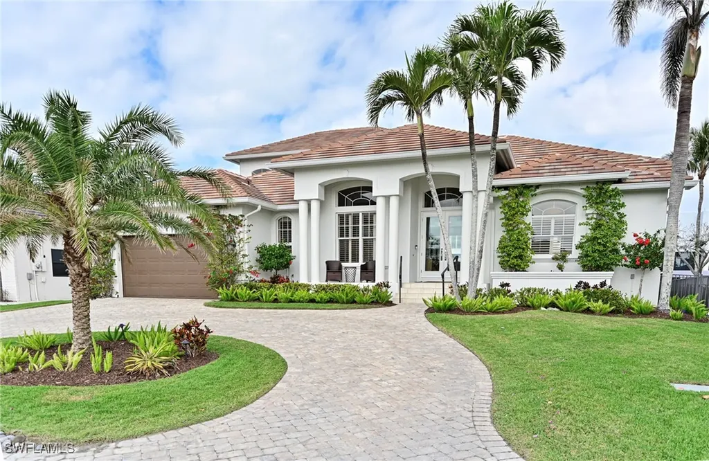 271 Bayview Avenue Naples FL 34108